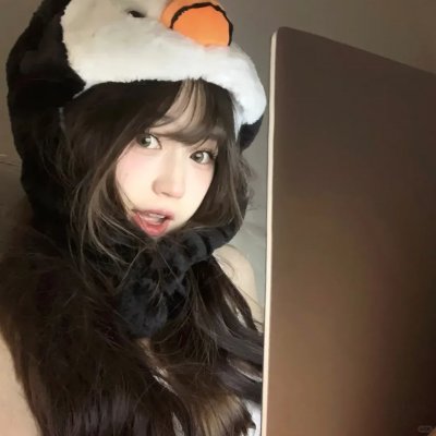 为黛茜小姐开车